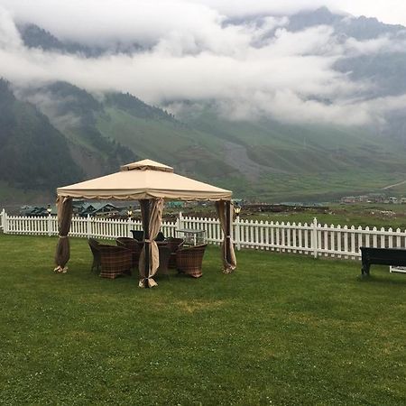 Hotel Golden Heritage Pahalgam Exterior photo